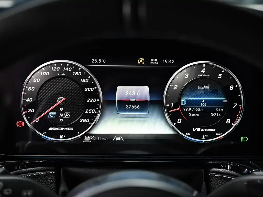 Mercedes-Benz G-Class AMG 2021 — фото 16