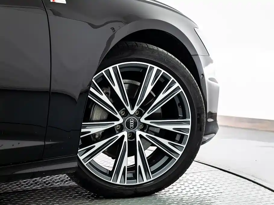Audi A6L 2022 — фото 22
