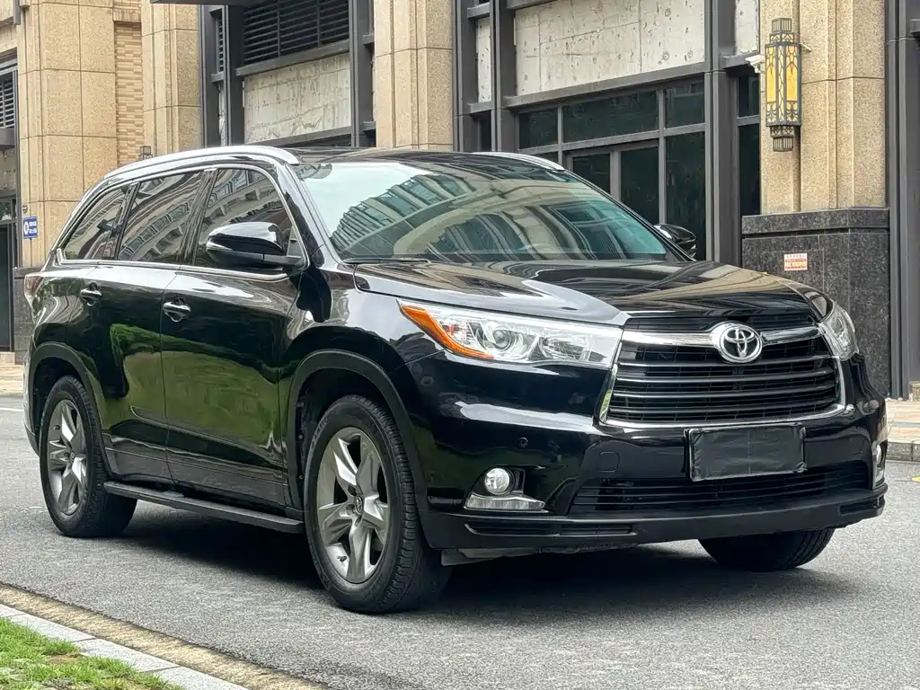 Toyota Highlander 2018 — фото 5