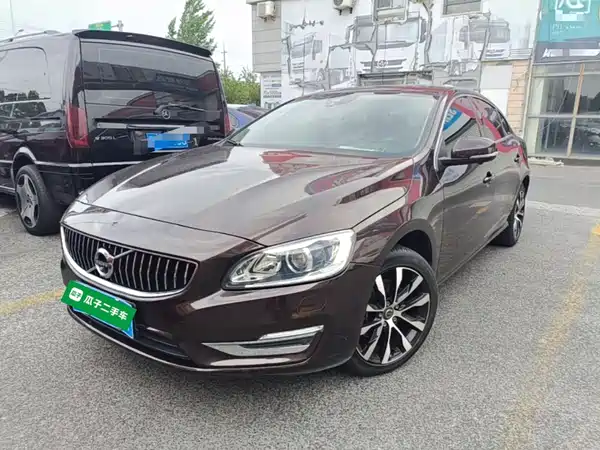 Volvo S60 2019