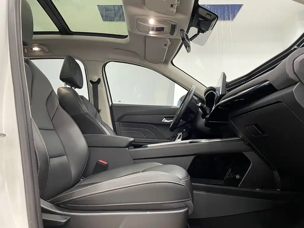 Haval Harvard Red Rabbit 2022 — фото 15