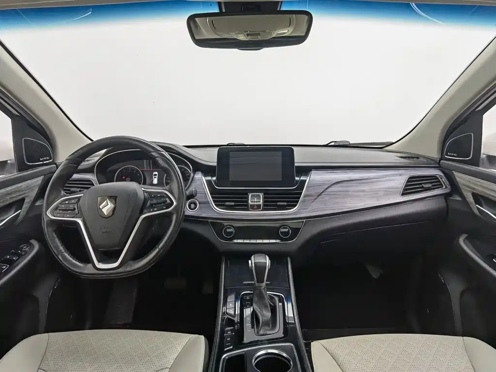 Baojun 730 2018