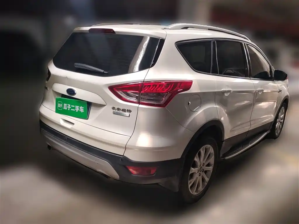 Ford Kuga 2014 — фото 5