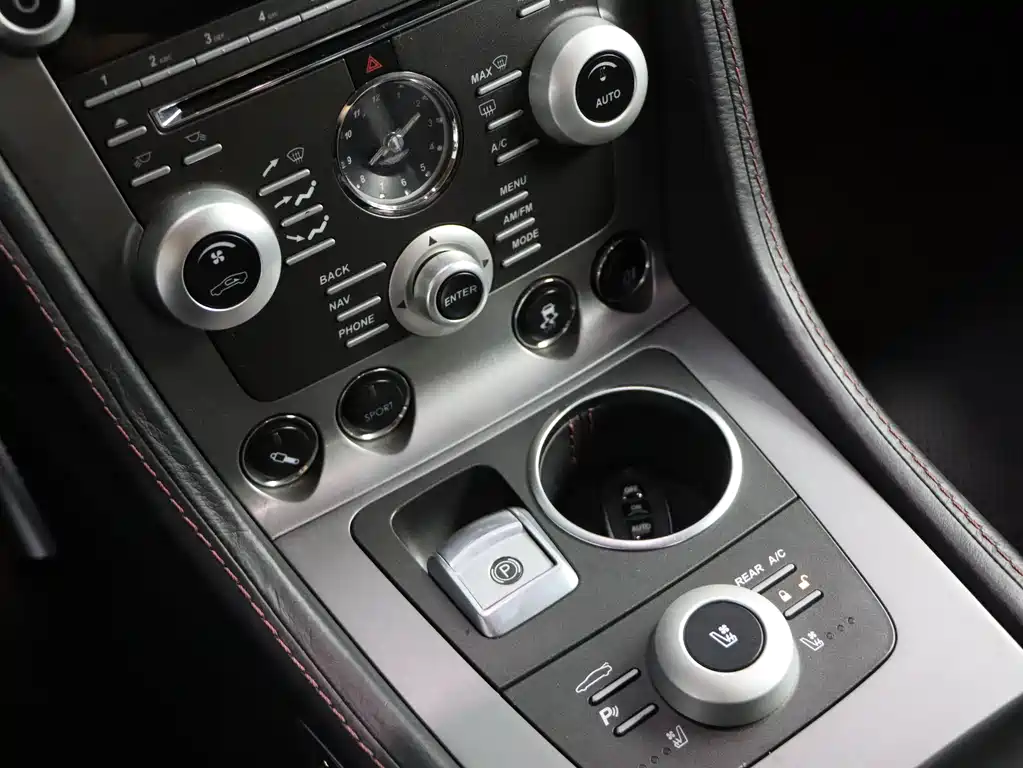 Aston Martin Rapide 2014 — фото 13