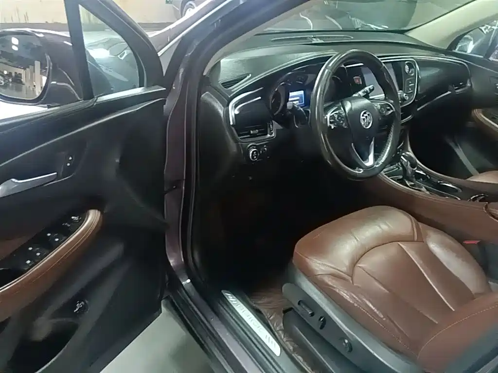 Buick Envision Plus 2018 — фото 16