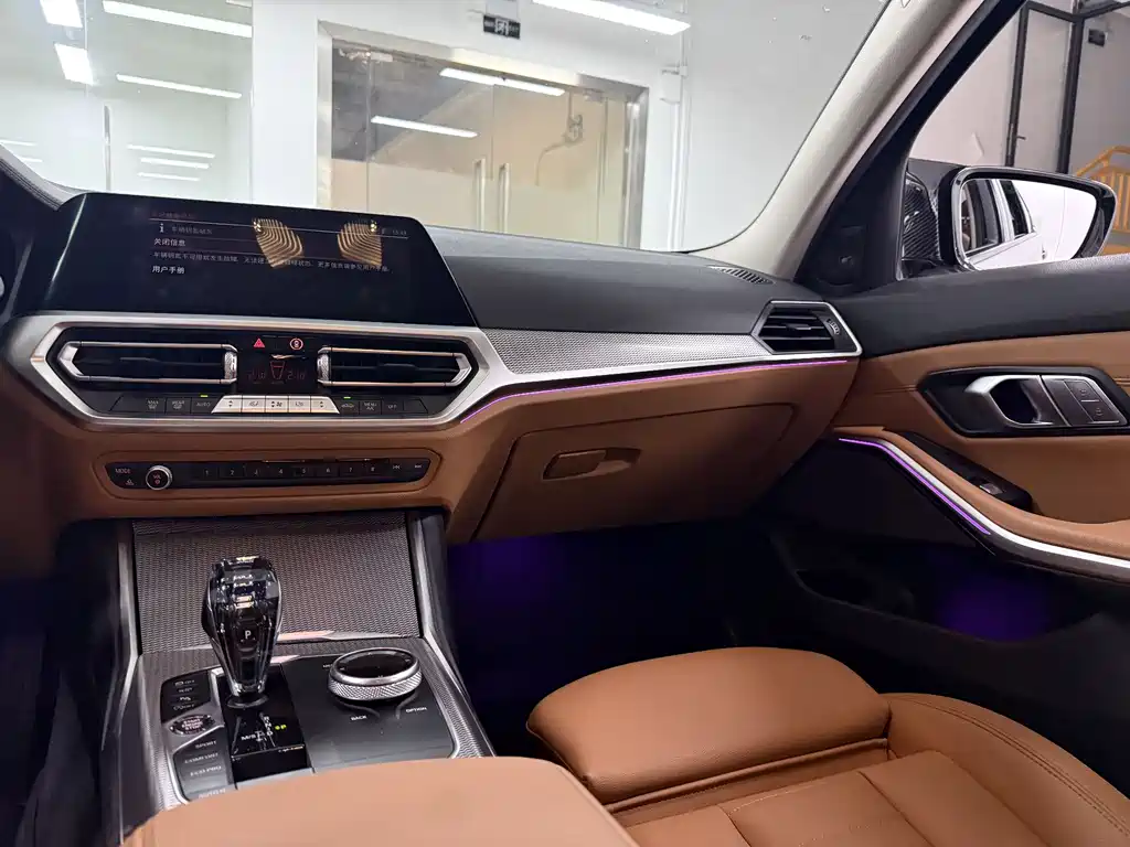 BMW 3 Series 2020 — фото 18