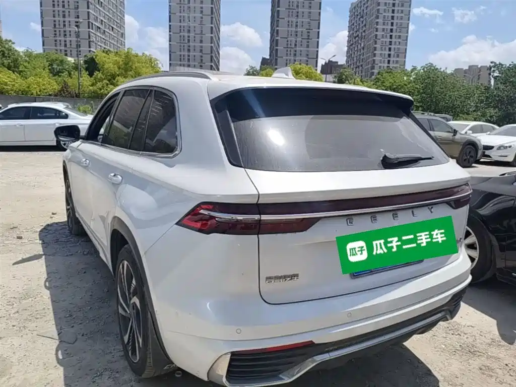 Geely Xingyue L 2022 — фото 5