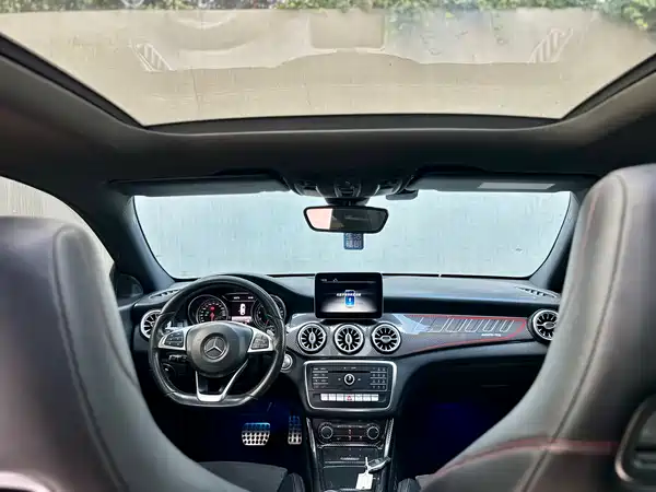 Mercedes-Benz CLA 2017
