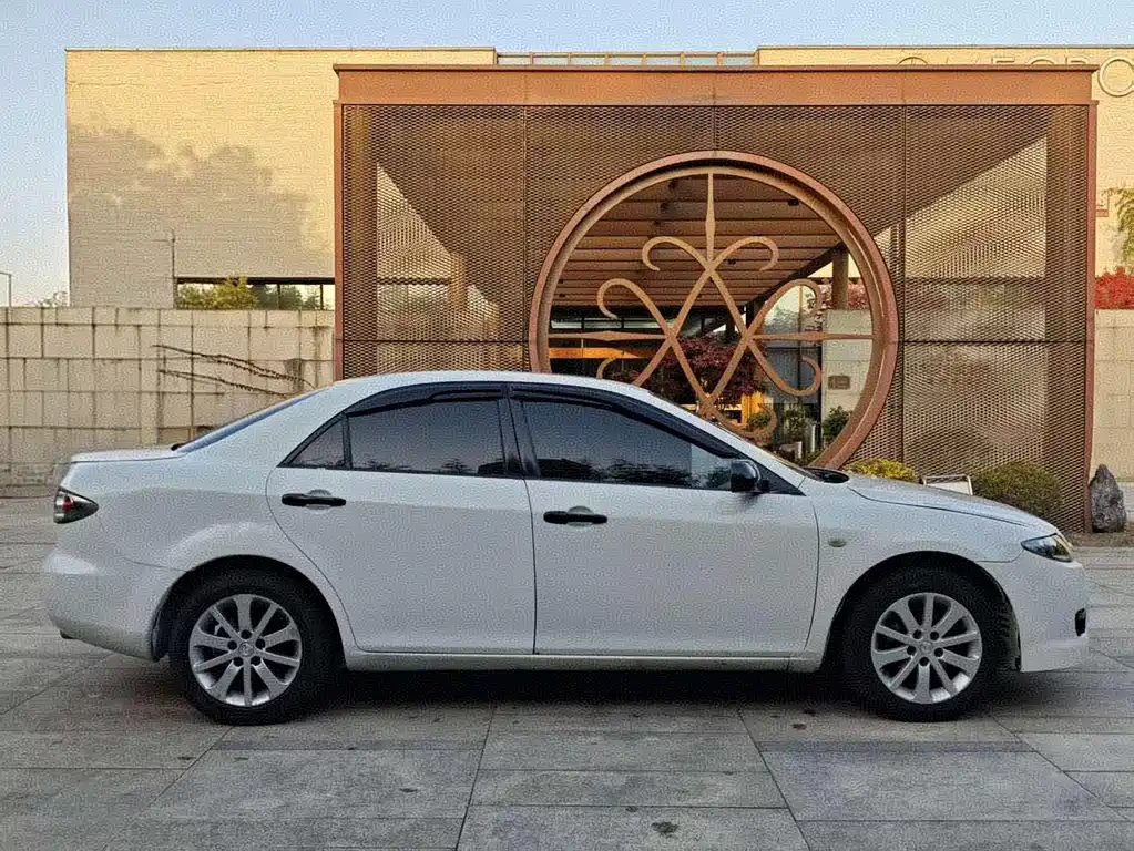 Mazda 6 2014 — фото 12