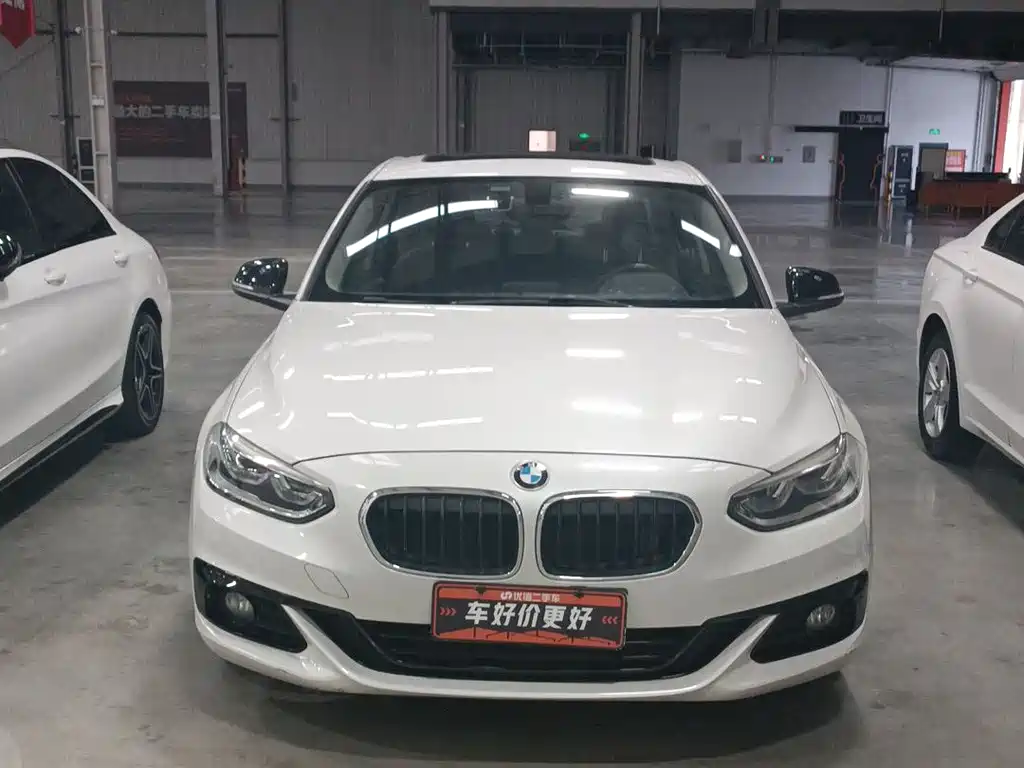 BMW 1 Series 2018 — фото 2