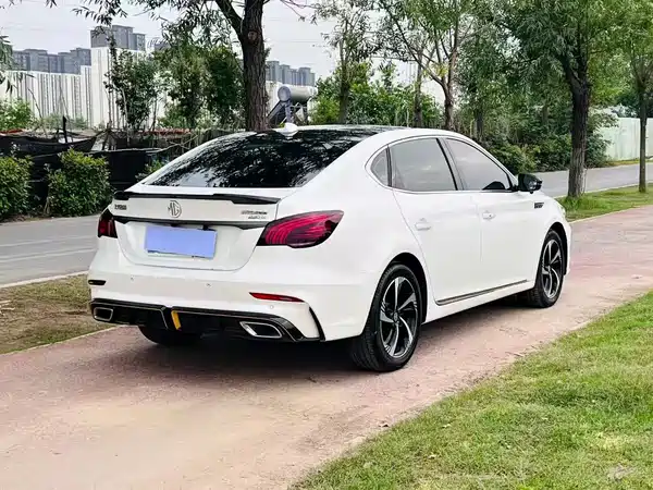 MG MG6 2023