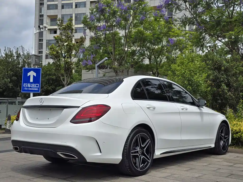 Mercedes-Benz C-Class 2021 — фото 12