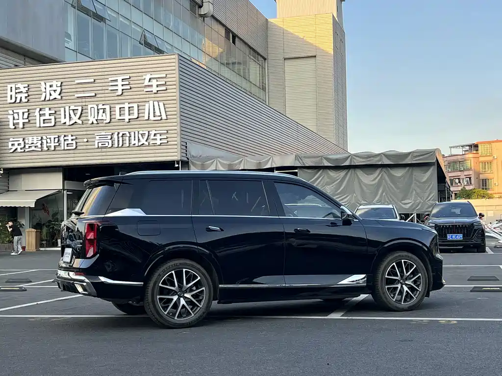GAC Trumpchi GS8 2022 — фото 4