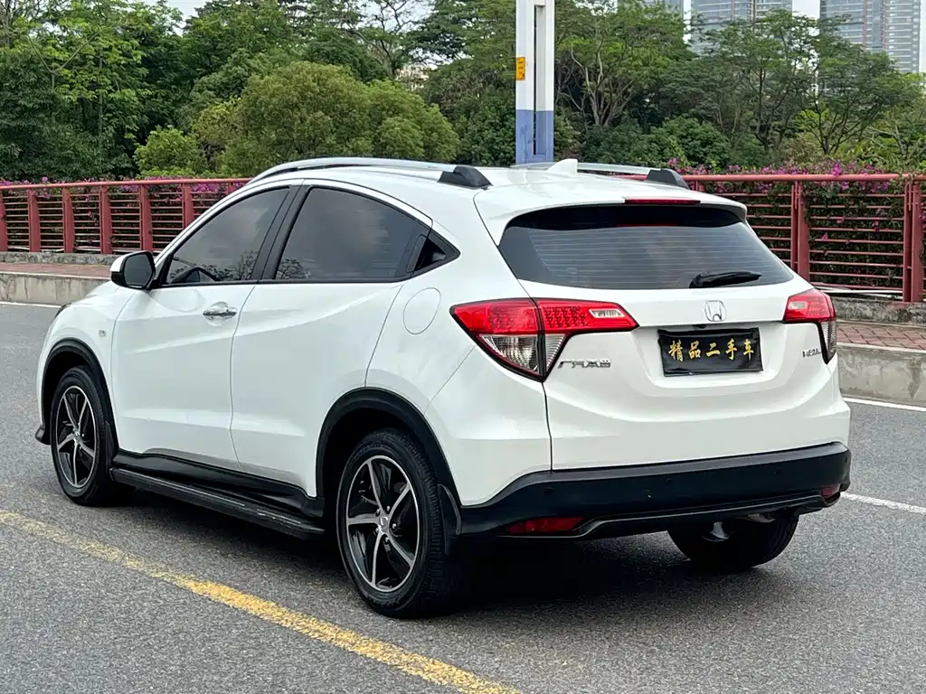 Honda Vezel 2021 — фото 3
