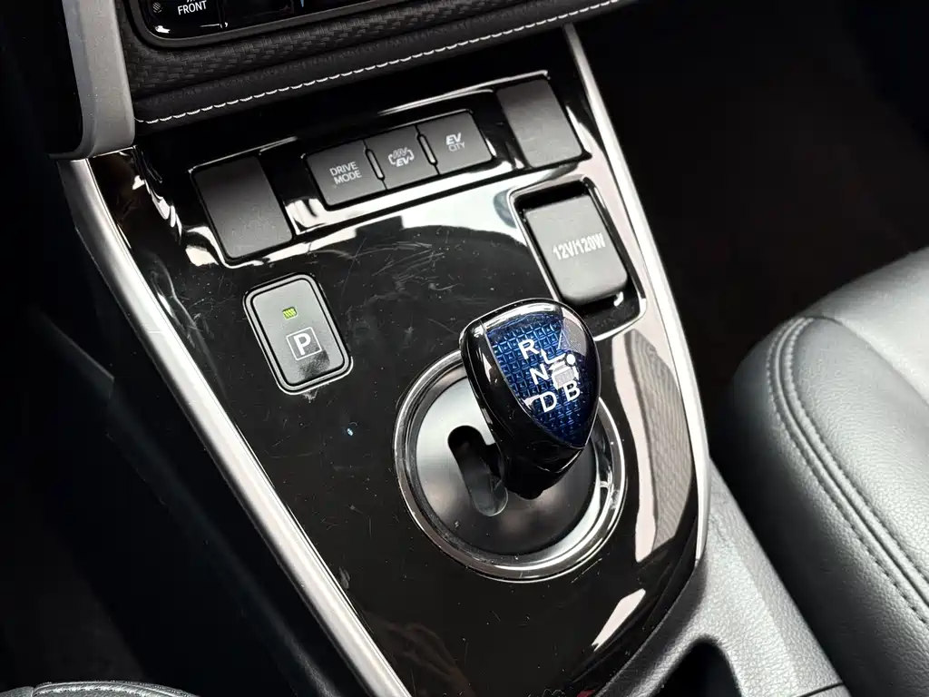 Toyota Levin Twin Engine E+ 2019 — фото 12