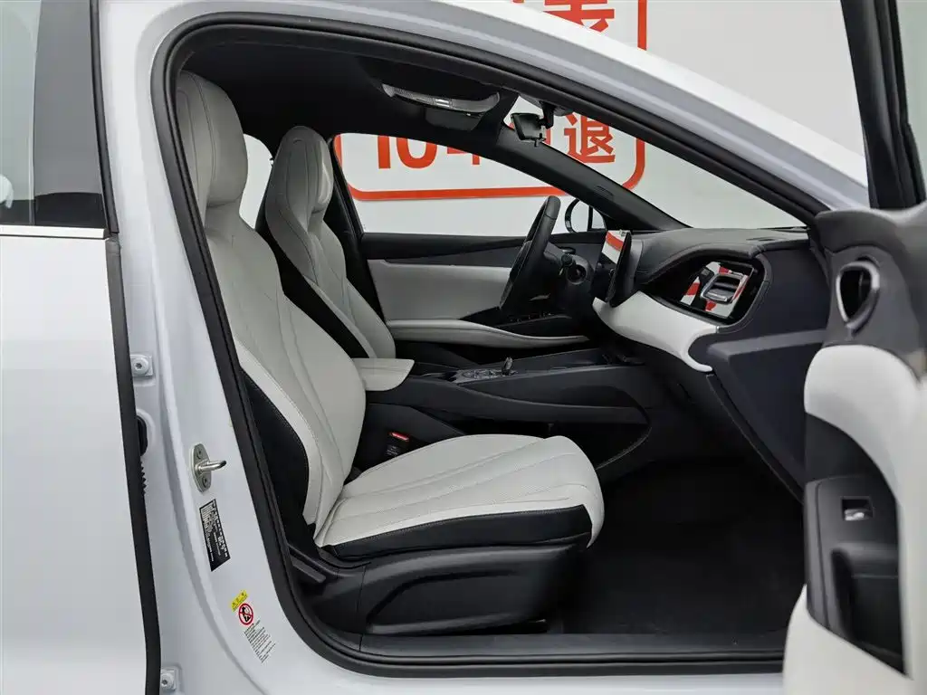BYD Seal 06 2025 — фото 23