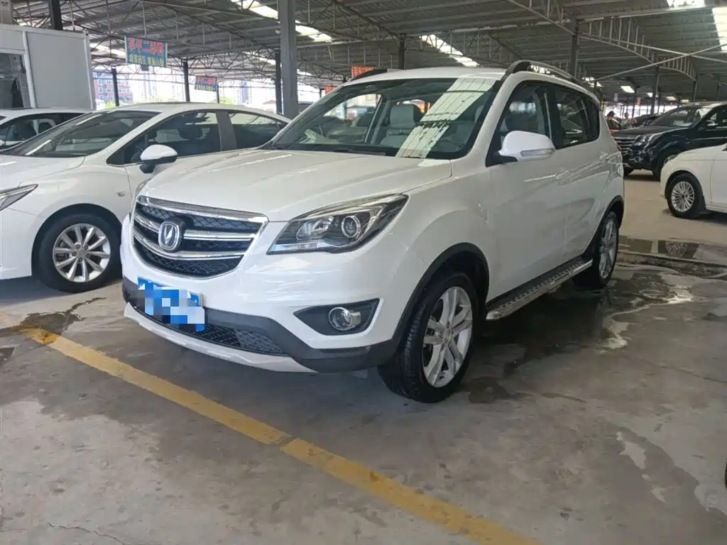 Changan CS35 2018 — фото 1