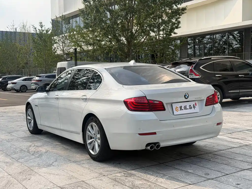 BMW 5 Series 2016
