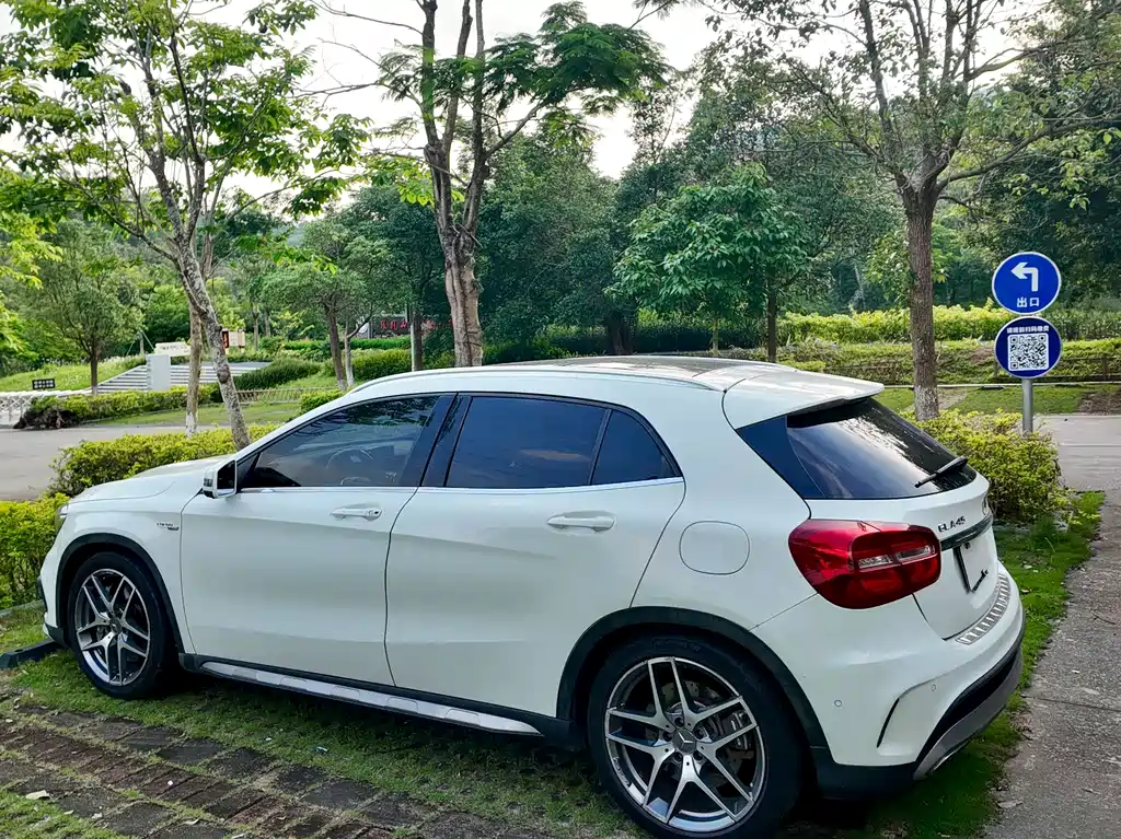 Mercedes-Benz GLA AMG 2015 — фото 53