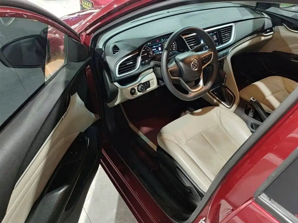 Buick Excelle 2015 — фото 16