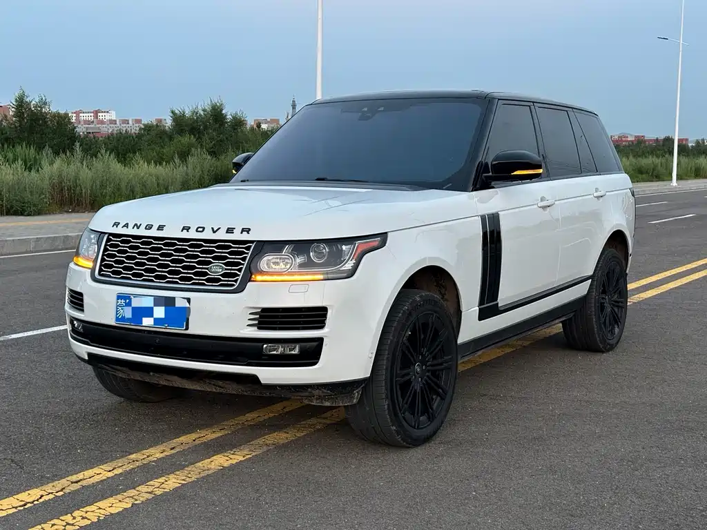 Land Rover Range Rover 2018 — фото 1