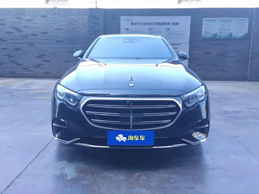 Mercedes-Benz E-Class 2025