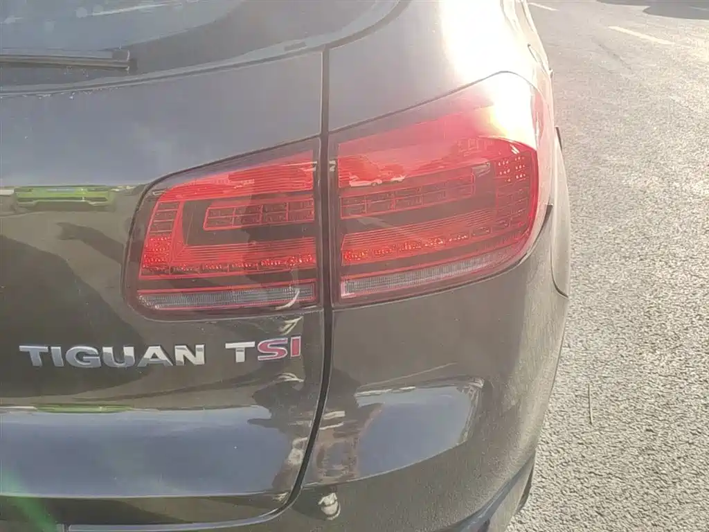Volkswagen Tiguan 2015 — фото 8