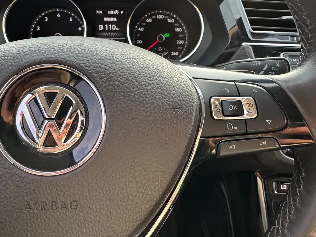 Volkswagen Tiguan L 2018 — фото 14