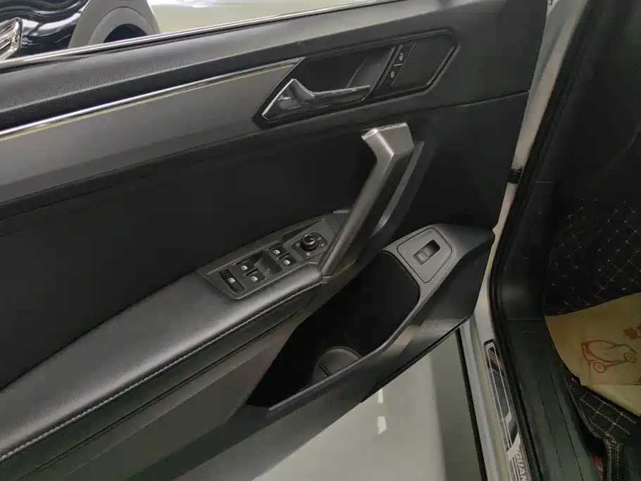 Volkswagen Tiguan L 2019