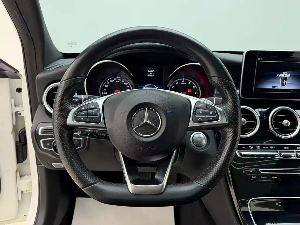 Mercedes-Benz C-Class 2015 — фото 27