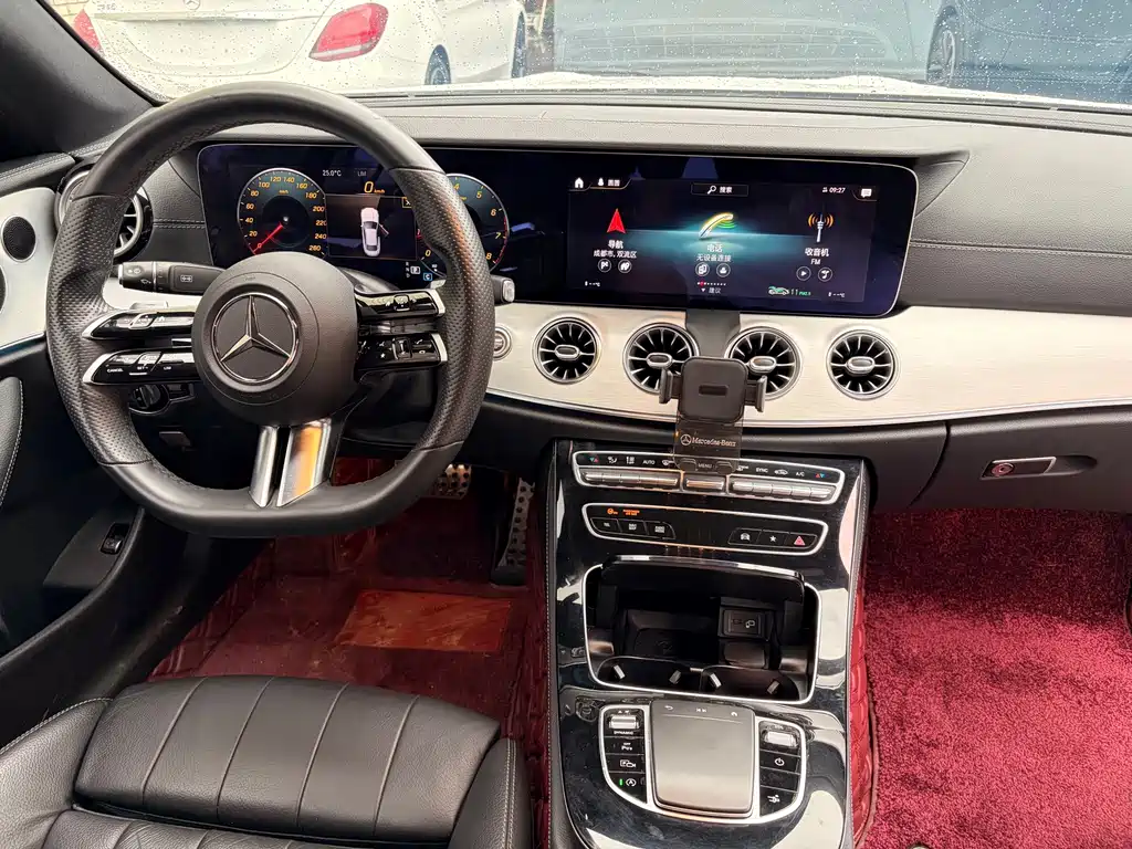 Mercedes-Benz E-Class 2021