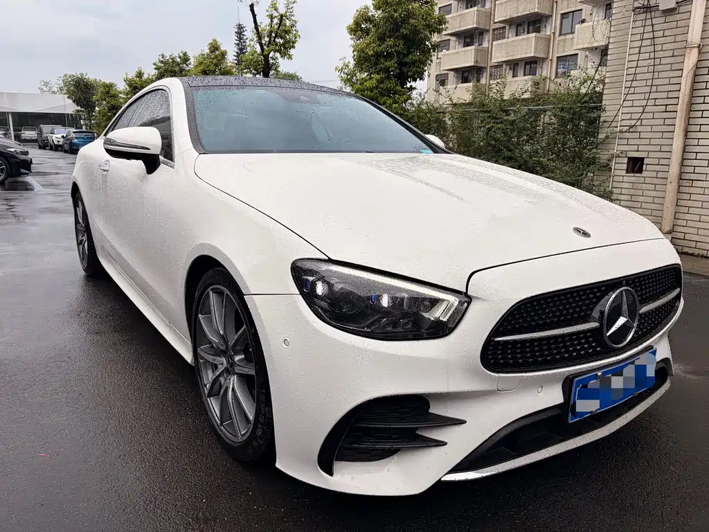 Mercedes-Benz E-Class 2021