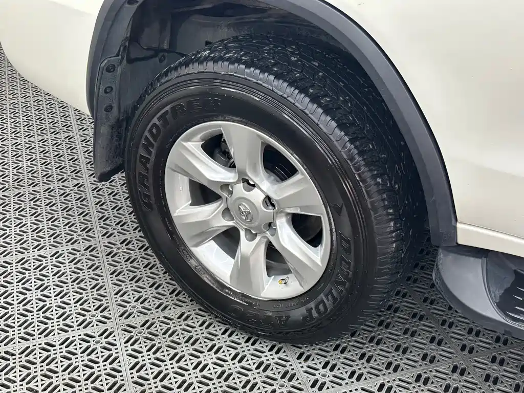 Toyota Fortuner 2019 — фото 32