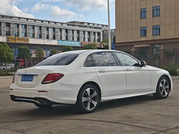 Mercedes-Benz E-Class 2016