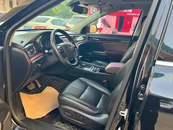 GAC Trumpchi GS8 2017