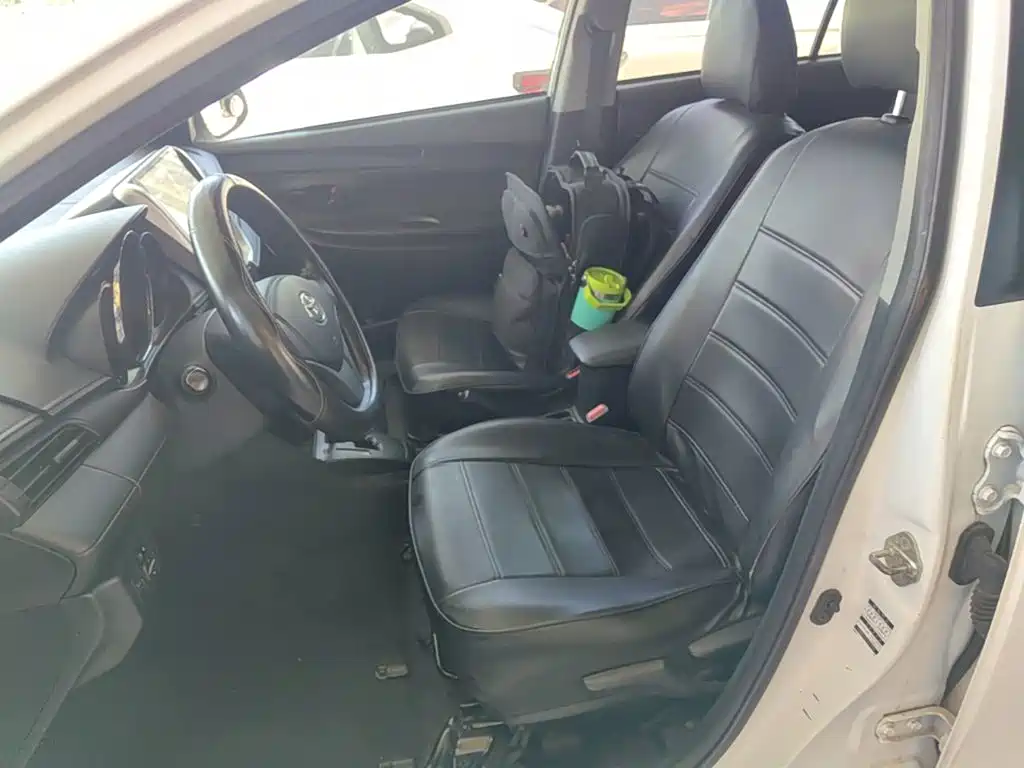 Toyota Yaris L 2018 — фото 15