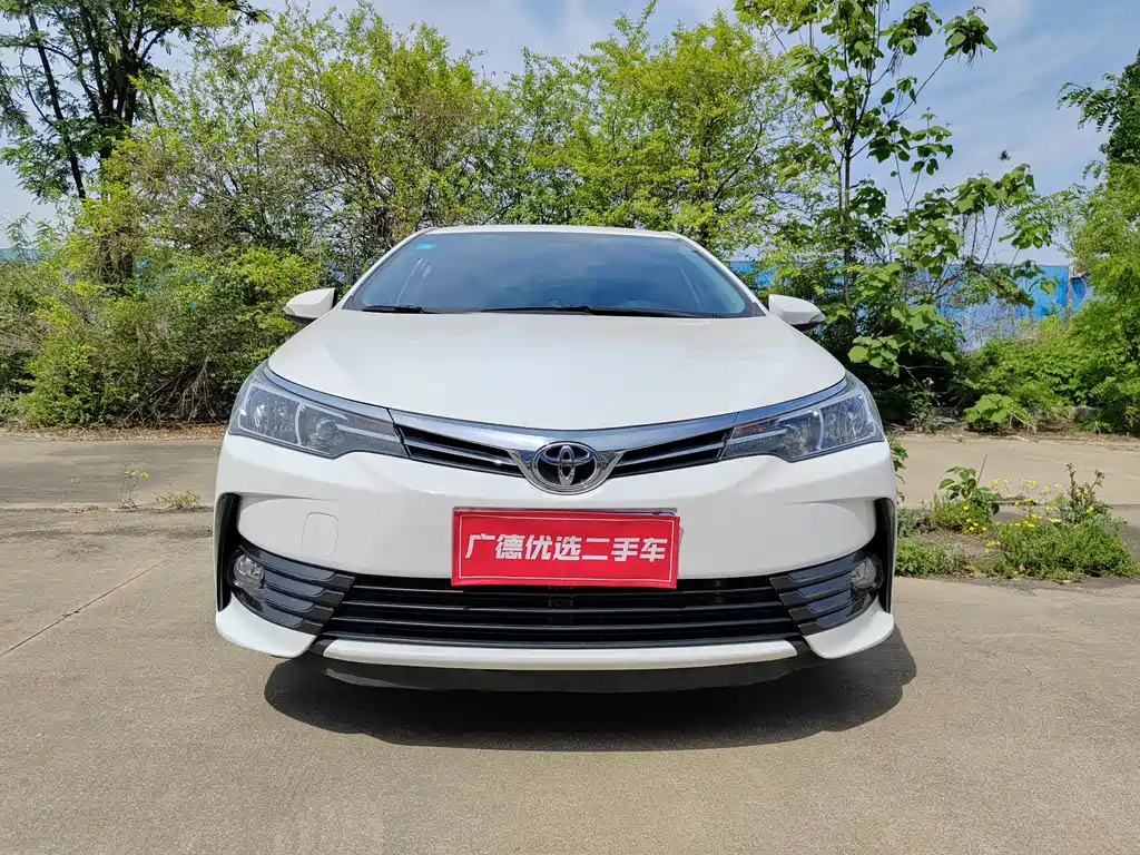 Toyota Corolla 2019 — фото 2
