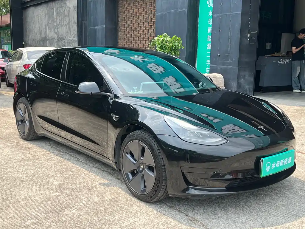 Tesla Model 3 2022 — фото 3