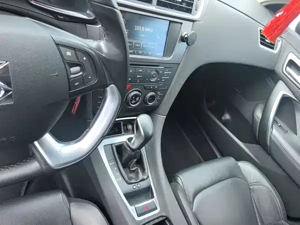 DS 5LS 2017