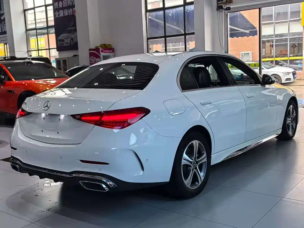 Mercedes-Benz C-Class 2022 — фото 8
