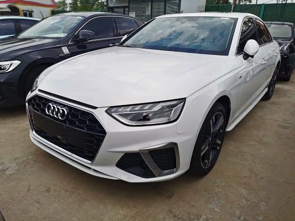 Audi A4L 2021