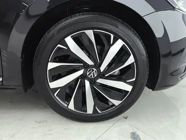 Volkswagen Passat 2024