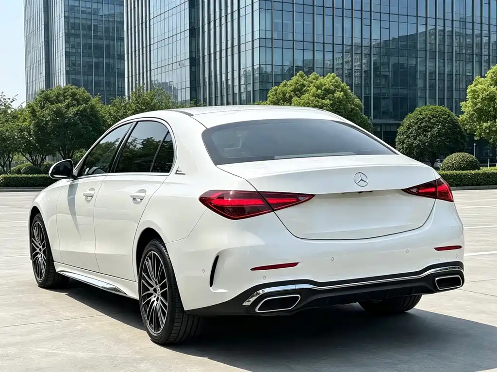Mercedes-Benz C-Class 2022 — фото 2