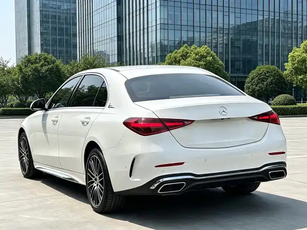 Mercedes-Benz C-Class 2022