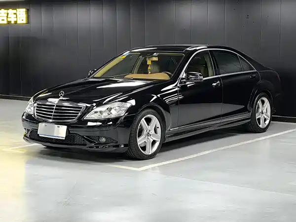 Mercedes-Benz S-Class 2008