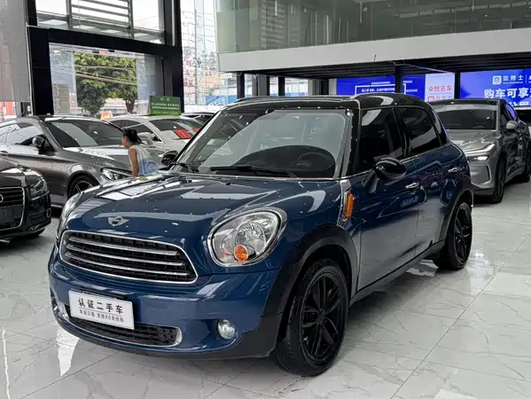 MINI Countryman 2011