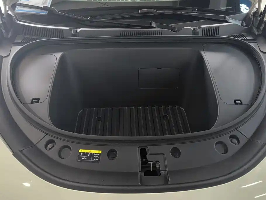 Geely Galaxy Starwish 2026 — фото 10