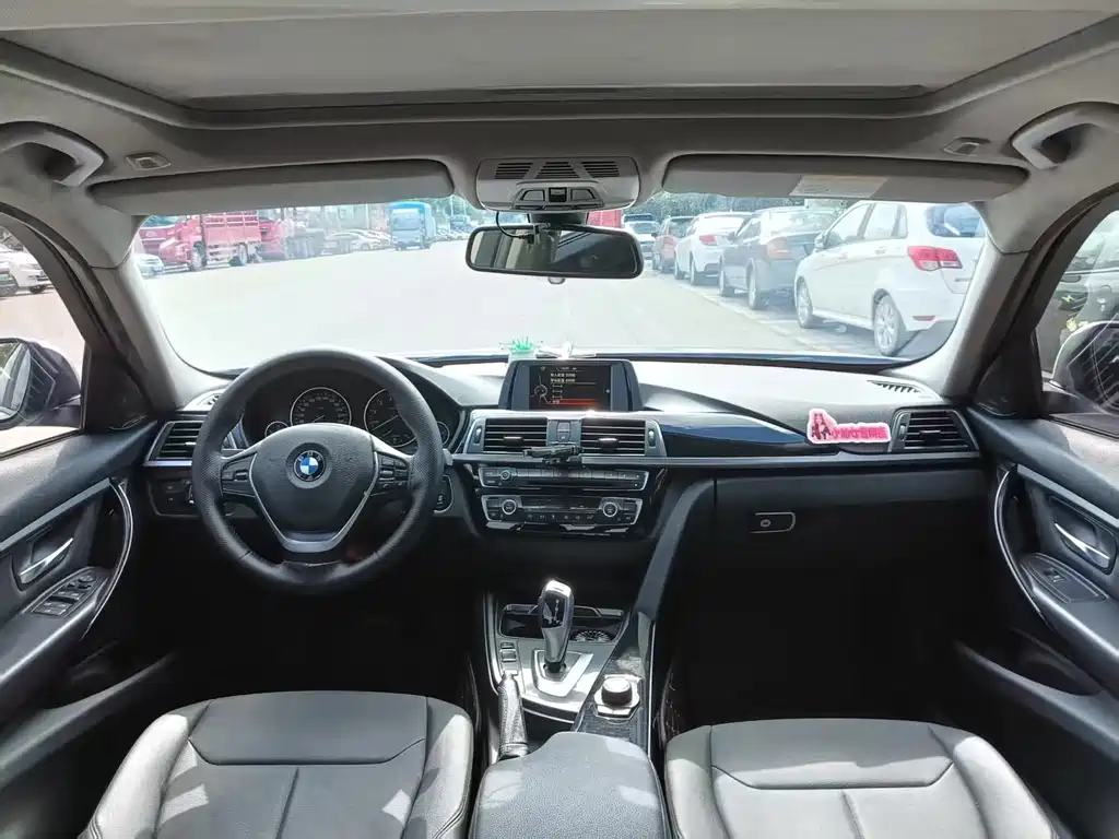 BMW 3 Series 2017