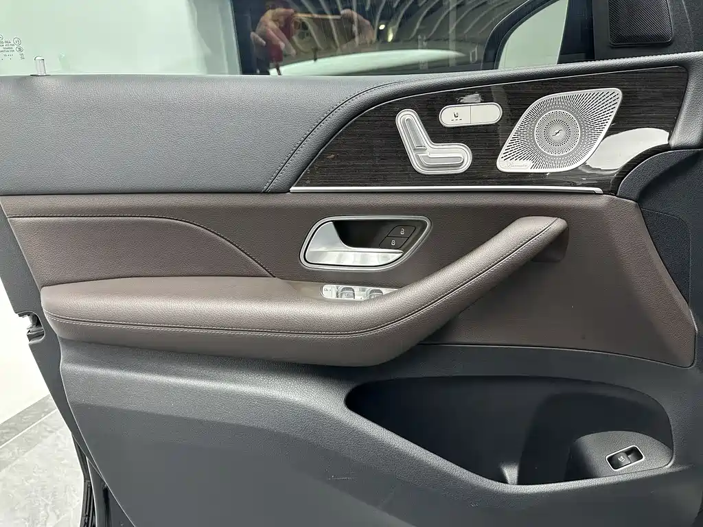 Mercedes-Benz GLS 2022 — фото 23