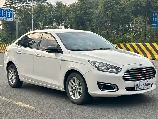 Ford Escort 2019
